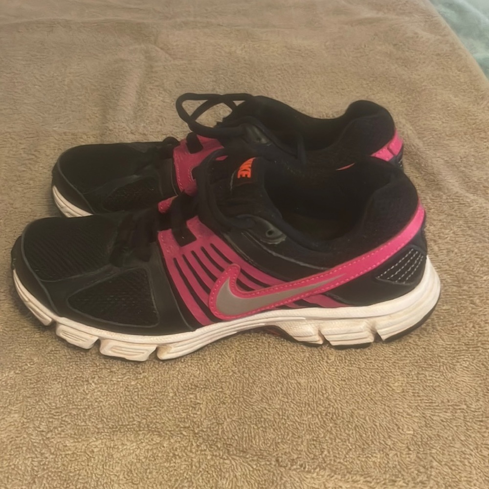 Nike shoes